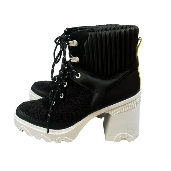 NWOT Sorel Brex Women’s Heel Cozy Lace Up Waterproof Boots Black- Sz 9.5