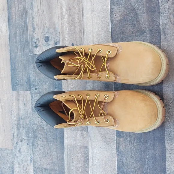 NWOT Timberland Premium 6&quot; waterproof Boots in Wheat Nubuck Women's sz 9.5