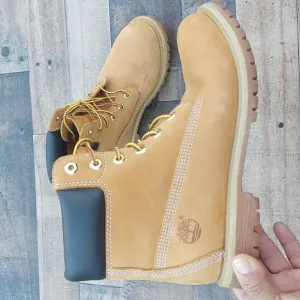 NWOT Timberland Premium 6&quot; waterproof Boots in Wheat Nubuck Women's sz 9.5