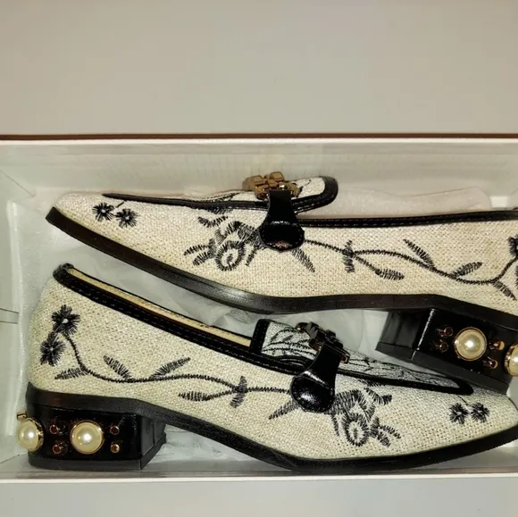 Nwot Vinweiyiman Rare Design Shoes Beaded Heels 816-6 38