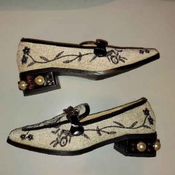 Nwot Vinweiyiman Rare Design Shoes Beaded Heels 816-6 38
