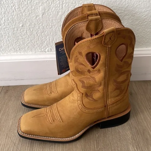 NWT $300 Twisted X Ladies 9&quot; Ruff Stock Honey &amp; Honey Boots WRS0037