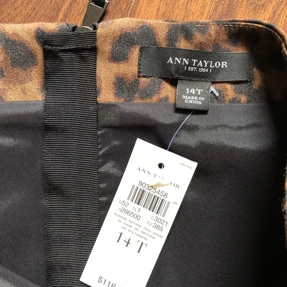 NWT Ann Taylor skirt Size 14T
