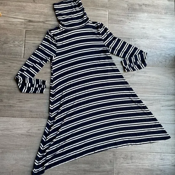 NWT Anthropologie Maeve Turtleneck Swing Dress Long Sleeve Navy/White Stripe MED