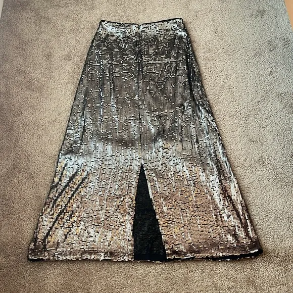 NWT Ariat Glisten Ombré Sequin Maxi Skirt
