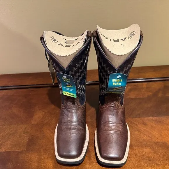 NWT Ariat - Kid's Tycoon Western Boots in Brazen Brown / Arizona Sky (Size 2)