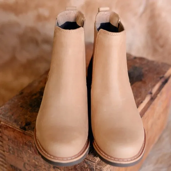 ✙NWT✙ Ariat Wexford Waterproof Boots [Natural Tan]