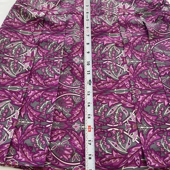 NWT Banana Republic Silk Paisley short pleated print skirt size 2
