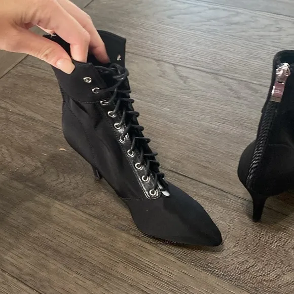 NWT BURJU Naeema Pointed Toe Lace Up Ankle Boots Stiletto Heel | Black | 5.5