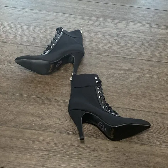 NWT BURJU Naeema Pointed Toe Lace Up Ankle Boots Stiletto Heel | Black | 5.5