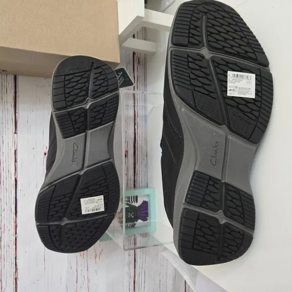 NWT Clarks Mens Wave 2.0 Edge Size 11½ W