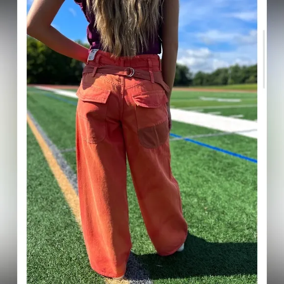 NWT FREE PEOPLE Waterfalls Baggy Wide-Leg Jeans - Oklahoma Sun 25 short