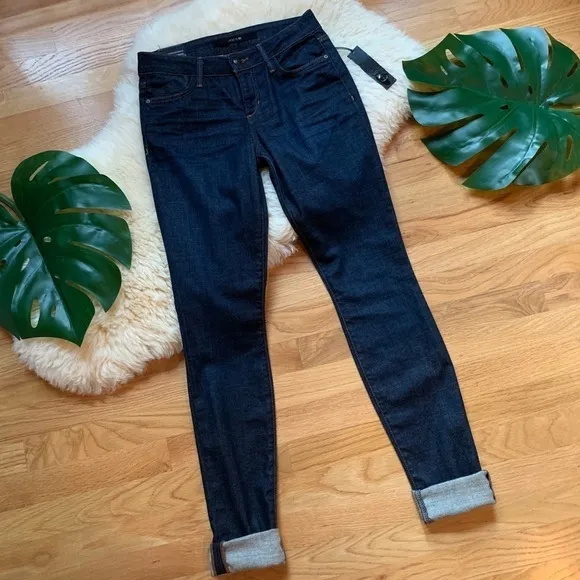 NWT Joe’s Jeans Dark Skinny Visionaire Jeans 24