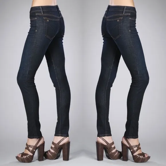 NWT Joe’s Jeans Dark Skinny Visionaire Jeans 24