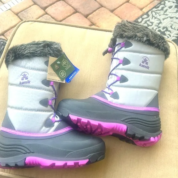 NWT Kamik Winter Boots Furry Top Gray Purple Waterproof Snow Big Kids sz 6 NEW