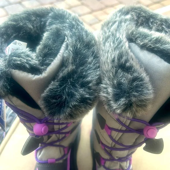NWT Kamik Winter Boots Furry Top Gray Purple Waterproof Snow Big Kids sz 6 NEW