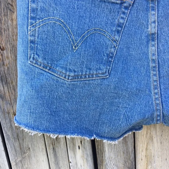 NWT Levi’s 501 High Rise Jean Shorts Tango Stone Blue 29