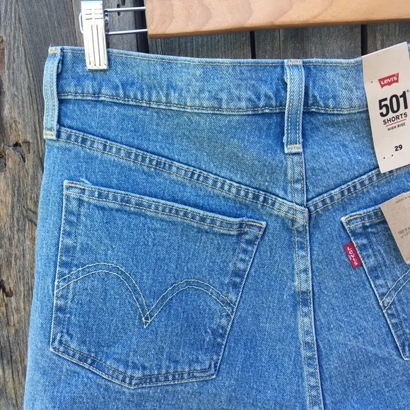 NWT Levi’s 501 High Rise Jean Shorts Tango Stone Blue 29