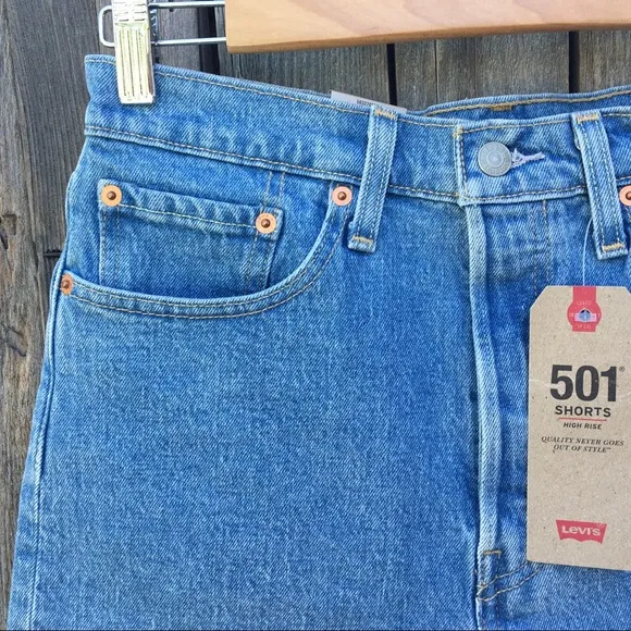 NWT Levi’s 501 High Rise Jean Shorts Tango Stone Blue 29