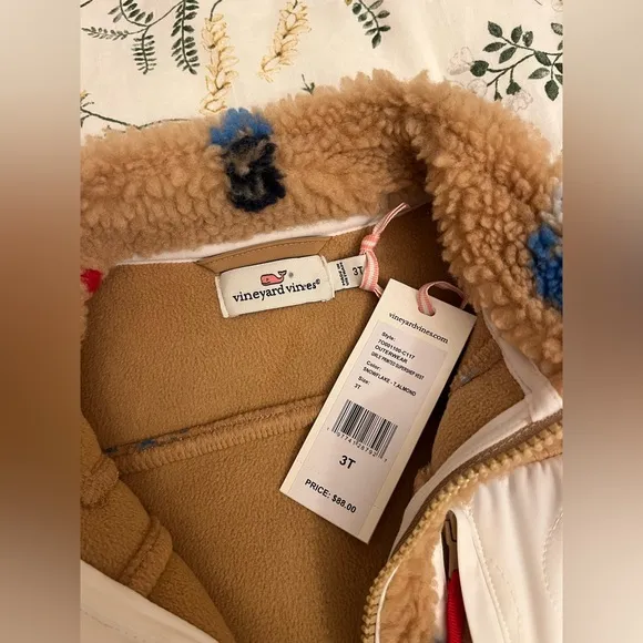 NWT Rare Vineyard Vines 3T Printed Vest