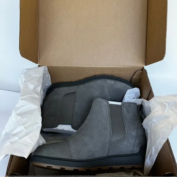 NWT | Sorel  Evie II | Waterproof | Wedge Chelsea Boots