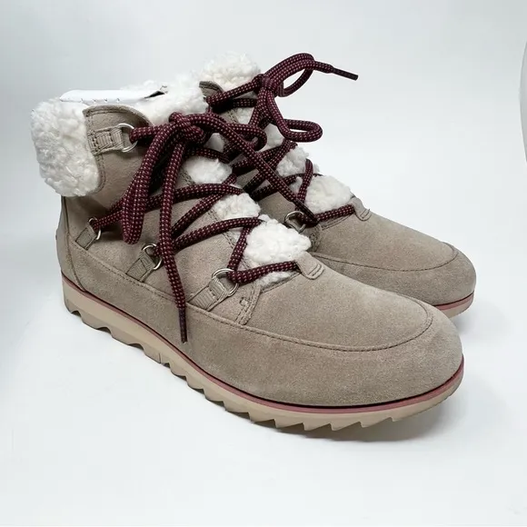 NWT Sorel Harlow Lace Cozy Boots Women’s Size 9.5 Waterproof Suede Sherpa Lined