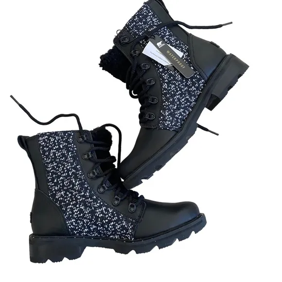 NWT Sorel Lennox Lace Cozy leather tweed fur lined waterproof boots, 9 leather