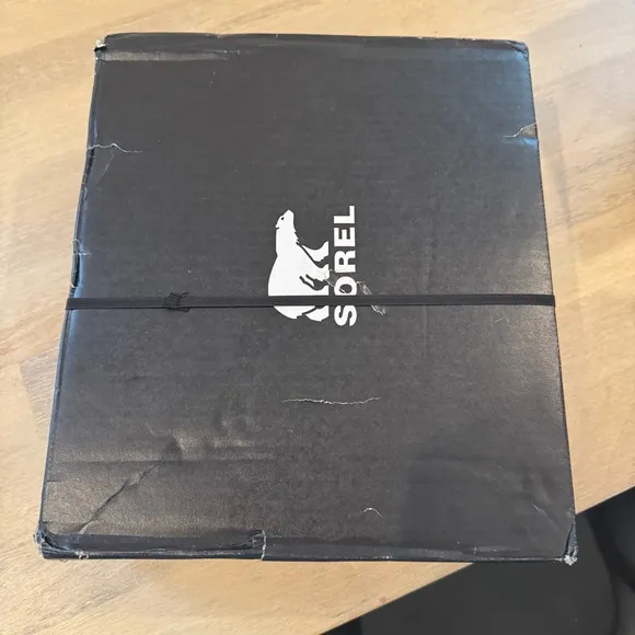 NWT Sorel Ona Ave Trek Waterproof Boot