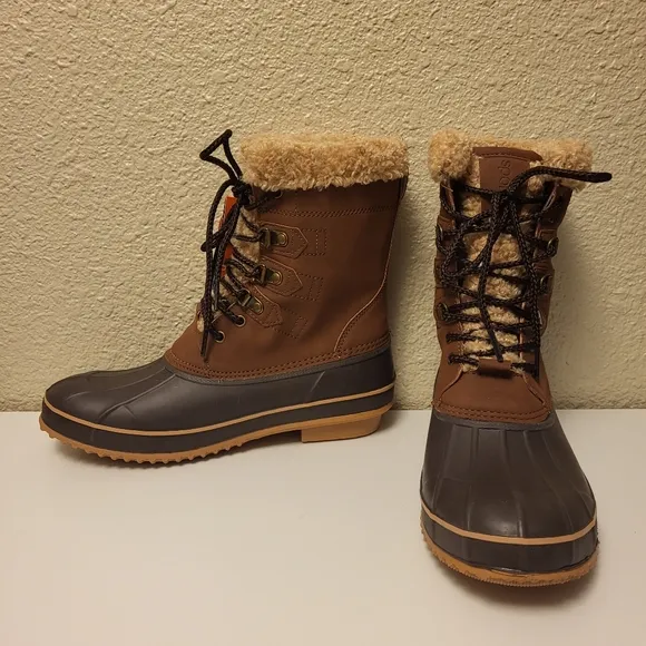 NWT Sporto Lace-up Faux Fur Trim Boots Size 8