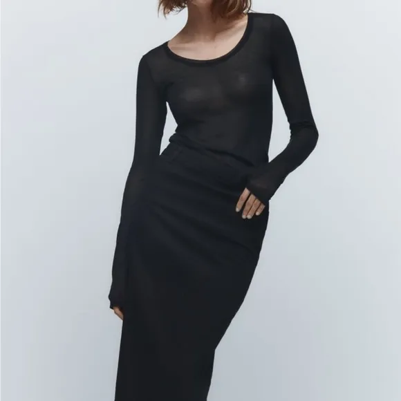 NWT ZARA The Contour ZW  Denim Long Black Skirt Sz M Blogger SOLDOUT