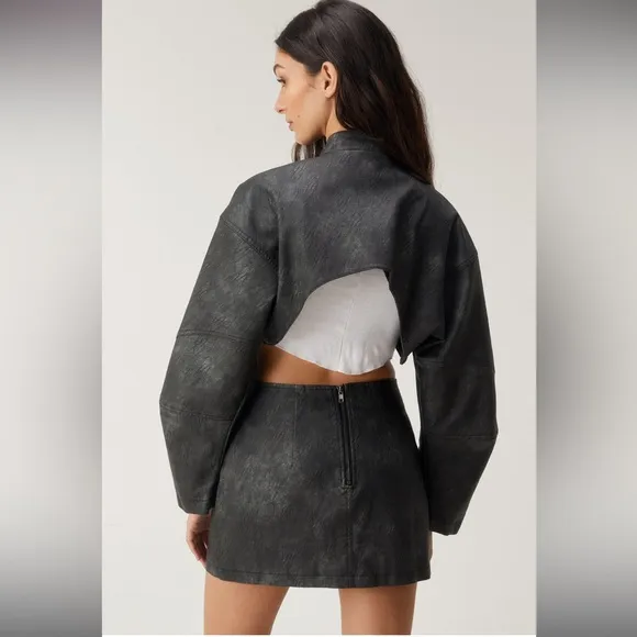 NWT Zip Detail Faux Leather Mini Skirt