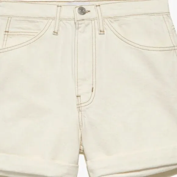 NWT FRAME High Rise Cuffed Short EcruFRAME 28/6