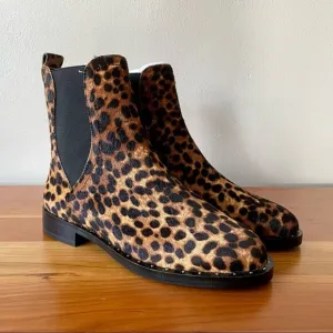 NWT Rebecca Minkoff Sabeen Too Genuine Calf Hair Chelsea Boots - Size: 6