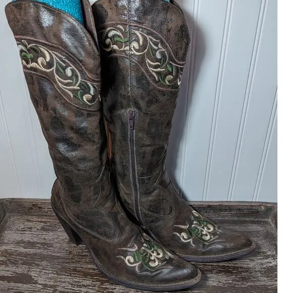 Obsel Women's Multicolor Faux Leather Embroidered Heeled Cowboy Boots Size 41