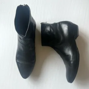 Officine Creative boots free people mod bootie back zipper black patent 8.5