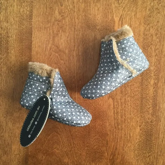 Old Soles &quot;star glam&quot; polar boot 6-9m NWT
