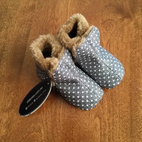 Old Soles &quot;star glam&quot; polar boot 6-9m NWT