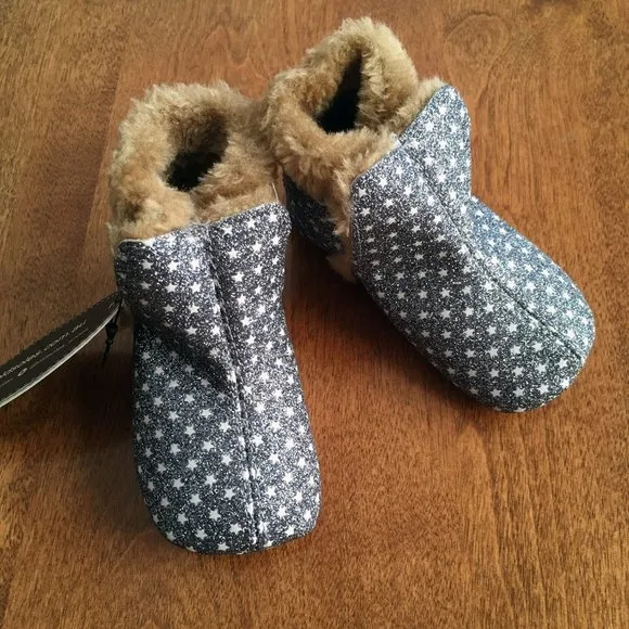 Old Soles &quot;star glam&quot; polar boot 6-9m NWT