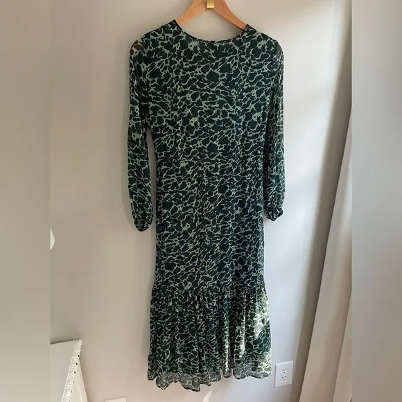 Olivia James Lydia Long Sleeve Ruffle Skirt Midi Dress in Geo Spot Lush, Small