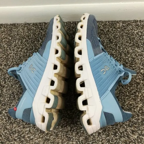 On Cloudswift Lake Sky Blue White Womens Size 6 Athletic Running Shoes Sneakers