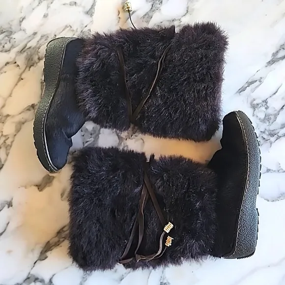Oscar de la Renta Fur Sport Apres Ski Boots Women's Size 37