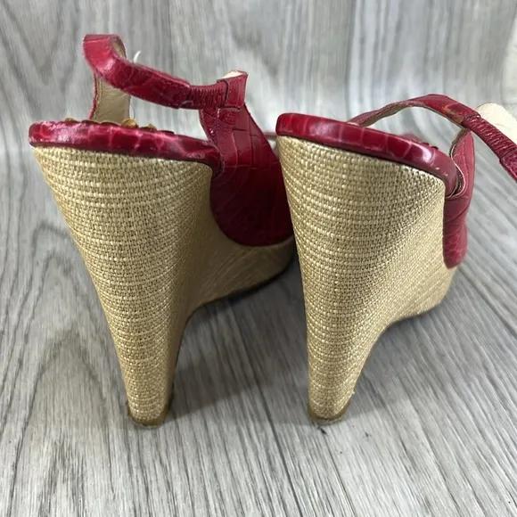 Oscar De La Renta Leather Wedge Heels