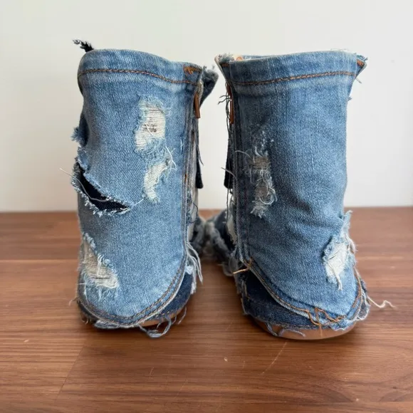 Oshkosh B'gosh Distressed Patchwork Denim Kid Boots size 9M (4-5yr old toddler)