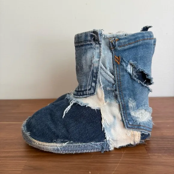 Oshkosh B'gosh Distressed Patchwork Denim Kid Boots size 9M (4-5yr old toddler)