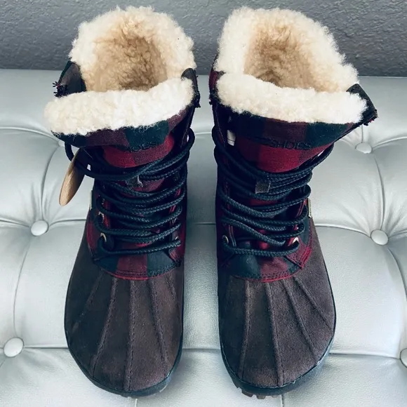 OTZ Shoes Waterproof Lace Up Shearling Boots - NEW