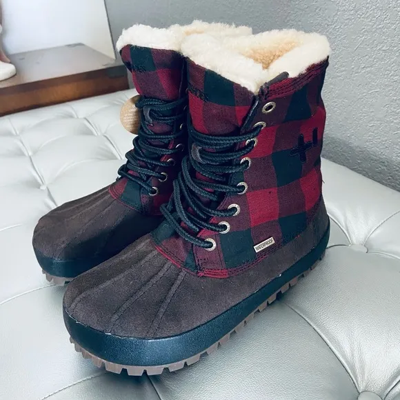 OTZ Shoes Waterproof Lace Up Shearling Boots - NEW