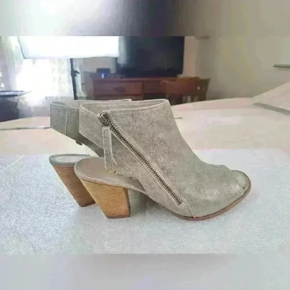 Paul Green Cayanne Peep Toe Ankle Bootie Taupe Metallic Leather Size 6.5(8.5US)