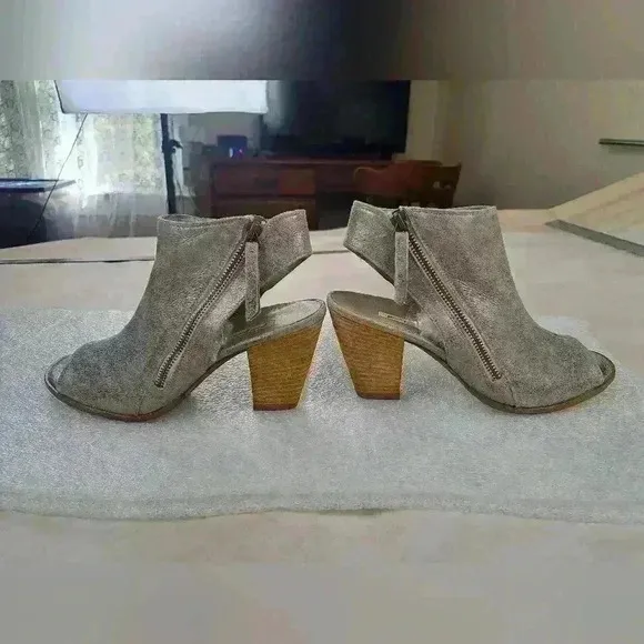 Paul Green Cayanne Peep Toe Ankle Bootie Taupe Metallic Leather Size 6.5(8.5US)