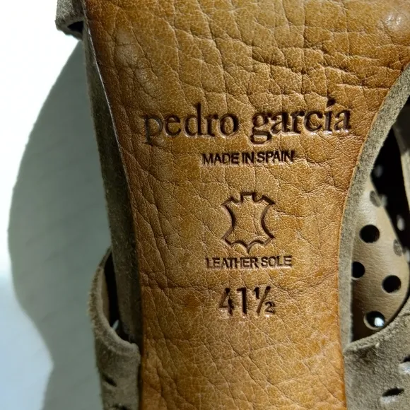Pedro Garcia Peep Toe Sling Back Sandals Heels