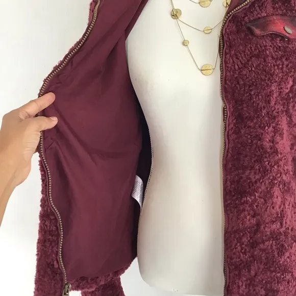 PENDLETON WOMEN DEEP BURGUNDY TEDDYBEAR FUR HIGH COLLAR WARM JACKET SIZE M